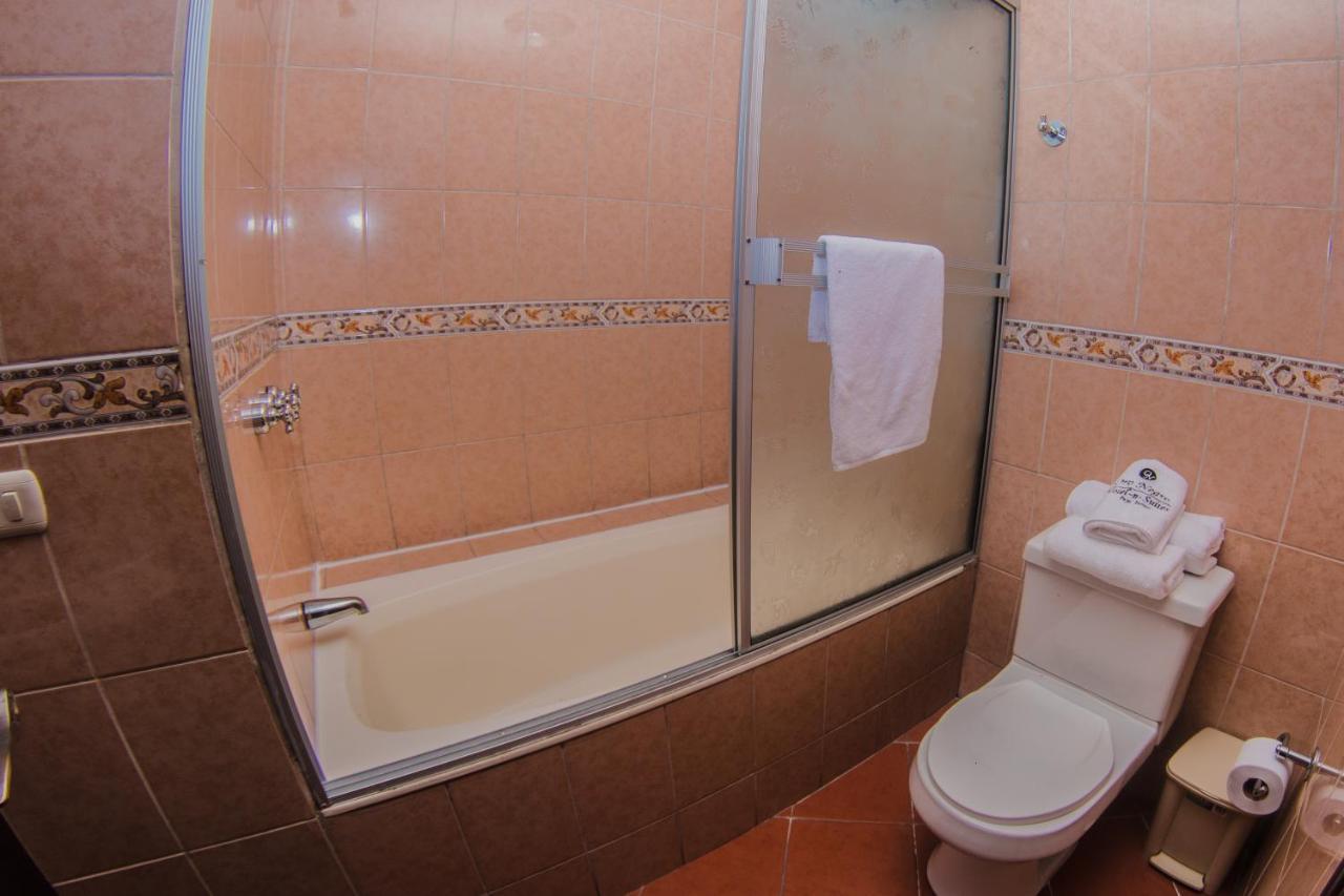 Hotel Oro Negro Puyo Kültér fotó